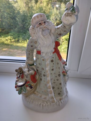 Статуэтка-шкатулка Дед Мороз