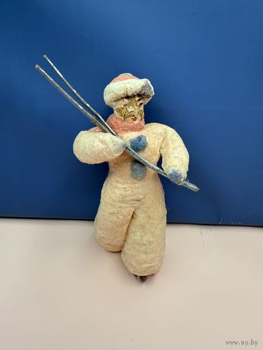 Старт с 1 рубля ! Елочная игрушка СССР ,Ватная,папье-маше Лыжник 40-50ые года!Смотрите другие лоты ,много распродаж!