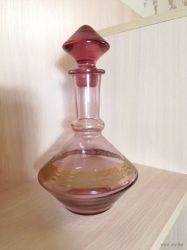 Графин/Розовое стекло