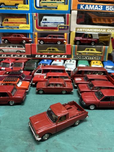 Москвич Пикап в дополнении к саратовской линейке красного цвета розыгрыша днём раннее, Тантал, Агат, Саратов с рубля.
