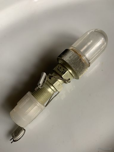 СКЛАДСКОЙ -1973 года, на пломбе и заглушке по-родне, задний нижний навигационный огонь на 27в.Для транспортных самолётов и не только!