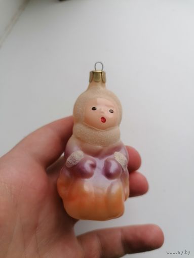 Елочная игрушка СССР Мальчик на санках