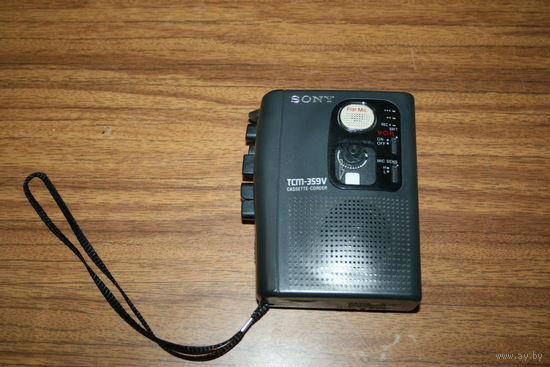 Диктофон Sony кассетный 1999 год
