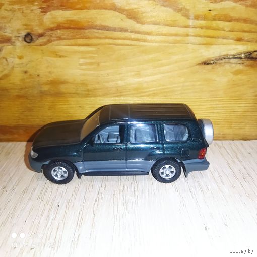 TOYOTA LAND CRUISER VXR.1:43.