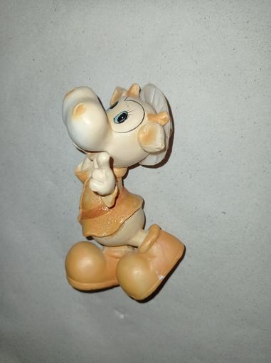 Корова, статуэтка. Веселая коровка, коровушка.