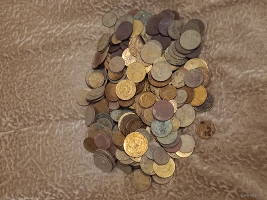 Лот дореформенных монет СССР 350 штук, почти 1 кг