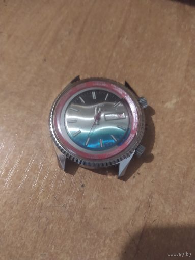 Часы не исправные на запчасти