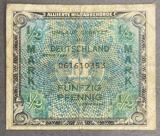 Банкнота 1/2 марки 1944 год. Германия Оккупация. С рубля без МЦ.