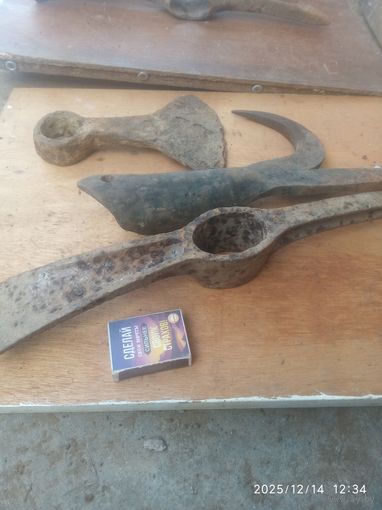 Кованые изделия РИА. Кирка, малая.