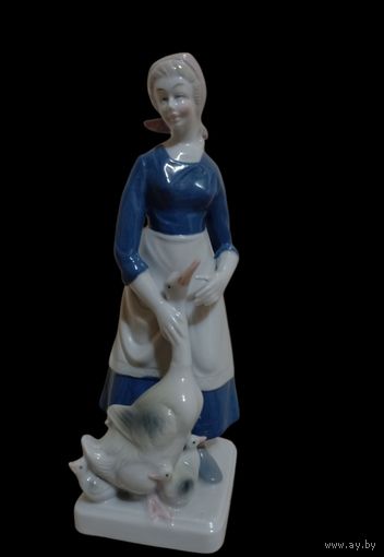 С РУБЛЯ! Девушка с гусями. Германия