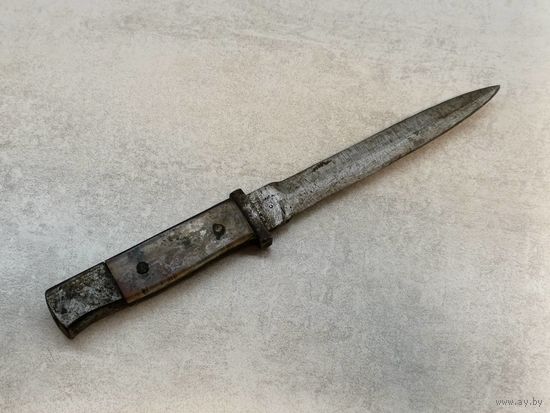 Старый нож.С 1 рубля.