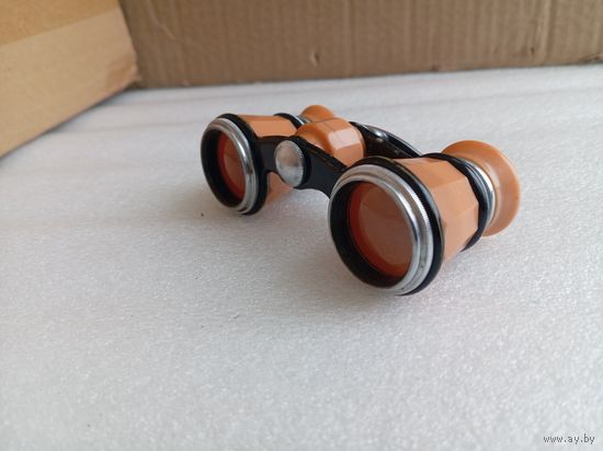 Бинокль