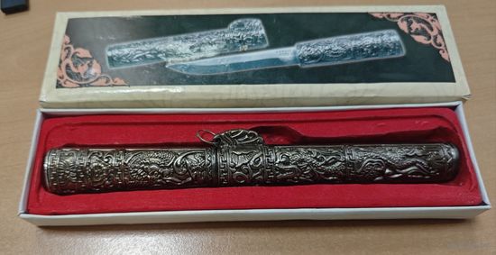 Нож сувенирный в ножнах с коробкой. 18см