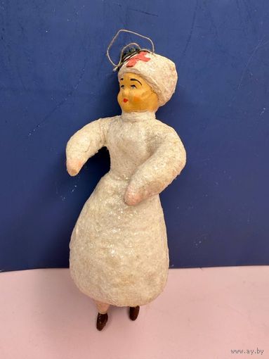 Старт с 1 рубля!редкая  Елочная игрушка Санитарка, медсестра , вата! Смотрите другие лоты много торгов с рубля!!!