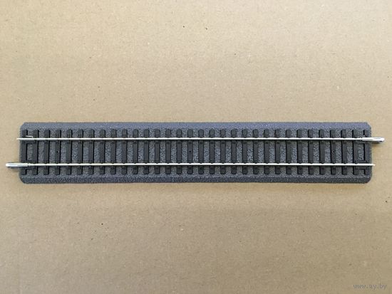Рельс прямой на подложке G239 PIKO 55400. Масштаб НО 1:87.