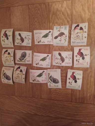 Бутан серия марок полная 1968 г. Фауна.