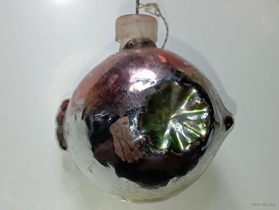 Ёлочная игрушка  - Рыбка . СССР  . Стекло .