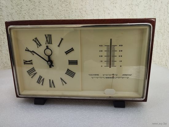 Часы Маяк настольные с термометром и барометром. СССР