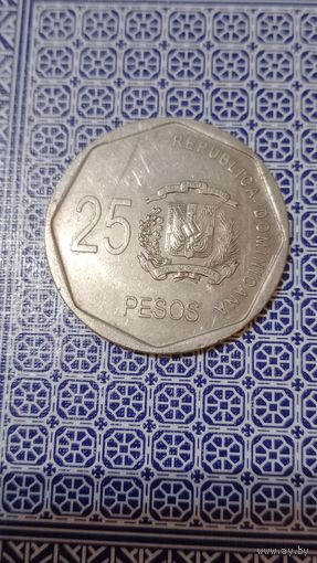 Доминикана 25 песо 2005