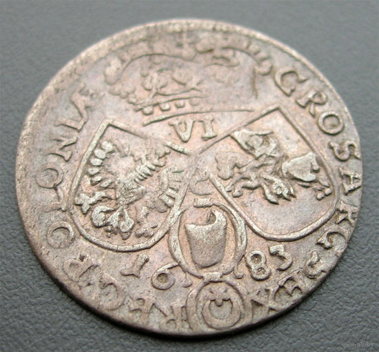 6 грошей (шостак) 1683, Ян III Собесский, Краков. Ав: портрет в короне и доспехах. Рв. - буква C между щитами - редкий вариант! Легкая патина, остатки штемпельного блеска, коллекционное состояние!