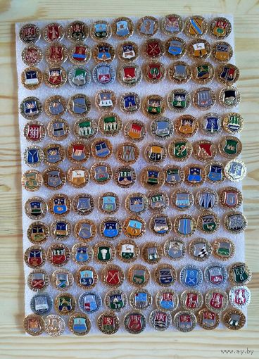 Коллекция гербов 118 шт с рубля!.