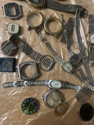 Часы разные