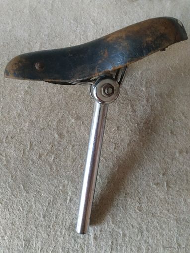 Седло к детским велосипедам моделей "Ветерок" ДКВ-2, ДКВ-3 и "Бабочка". СССР, вторая половина прошлого века.