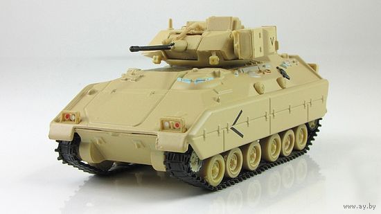 БМП M2 Bradley из серии Боевые машины мира 1/72