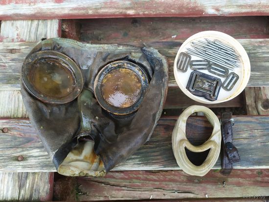 Противогаз прорезиненная ткань (ранний) (Вермахт)