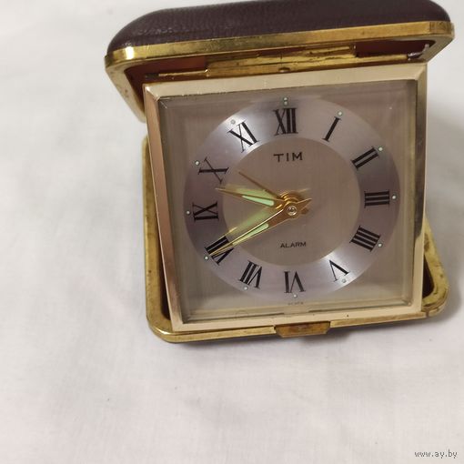 Часы дорожные.