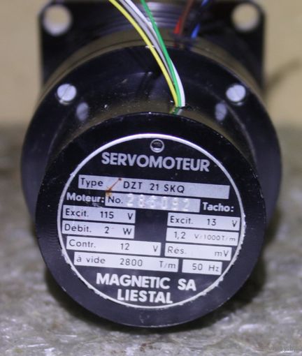Серводвигатель SERVOMOTEUR DZT 21 SKQ
