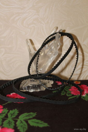 Ремни зубчатые 4 шт