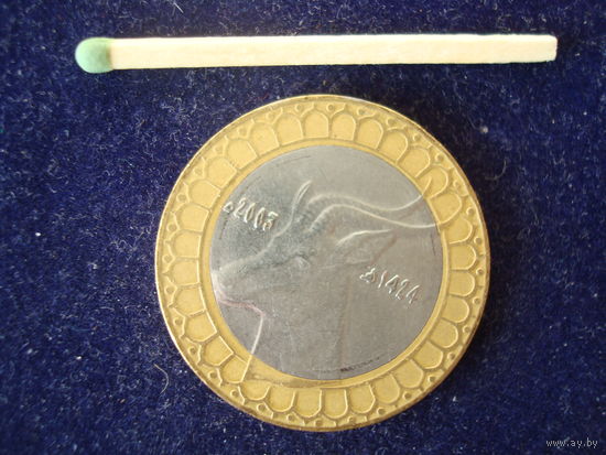 Монета 50 динар, 2003 г, Алжир.