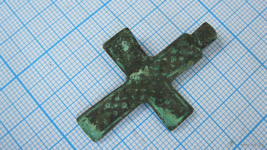 Крестик старинный, нательный. Бронза, литье.