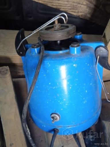 Электродвигатель от соковыжималки --рабочий