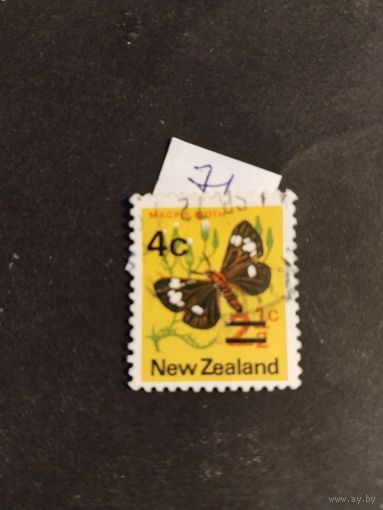 Нов.Зеландия  1971  бабочки  н/печ.