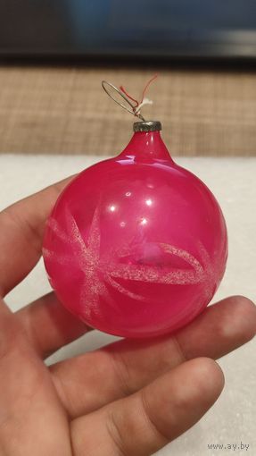 Елочная игрушка шар