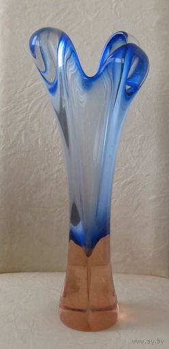 Все лоты с рубля.Ваза Крокус,Чехословакия.Josef Hospodka,богемское цветное стекло.h-33см.