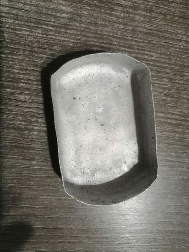 Нижняя часть мыльницы .