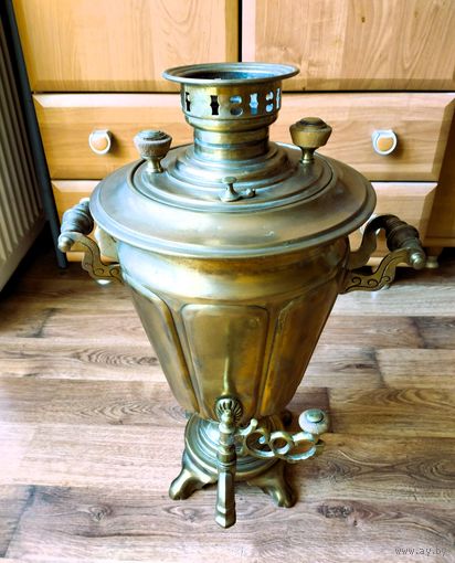 Самовар, Кольчугино. 20-е годы прошлого века. Латунь. Для интерьера.