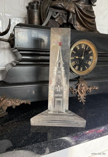 Декоративный настольный сувенир Спасская башня Московского Кремля СССР