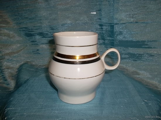 Сливочник. Минский фарфоровый завод.