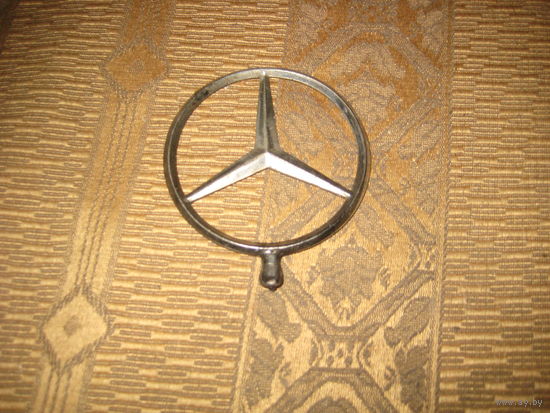 Знак автомобиля "Мерседес"