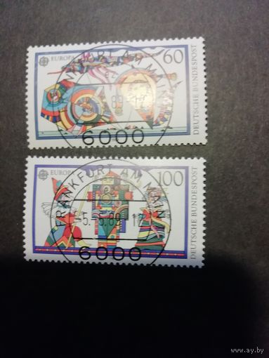 ФРГ 1989 Серия из двух марок "ЕВРОПА СЕПТ (EUROPA CEPT). Детские рисунки и игрушки" (гашеные с клеем) Мi.1417-1418 каталог 0.90 евро