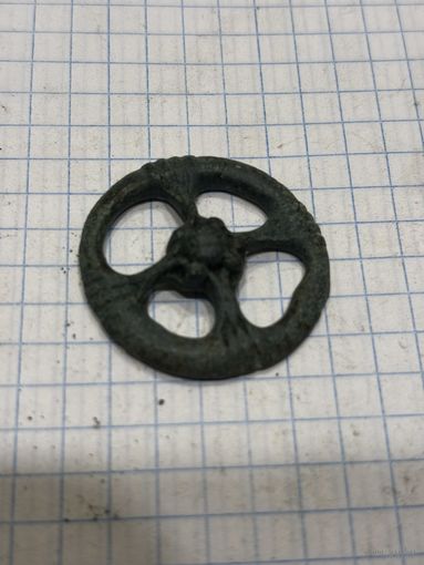 Подвеска старая с рубля, три дня