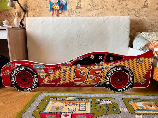 Детская кровать и матрас 70*160