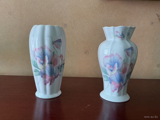 Ваза Цветной горошек  Aynsley Англия 60-е цена за одну