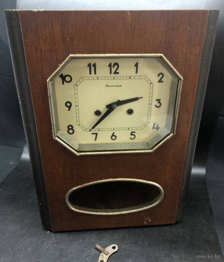 НАСТЕННЫЕ ЧАСЫ СССР "ЯНТАРЬ"С БОЕМ - КОМПЛЕКТНЫЕ (КЛЮЧ, МАЯТНИК