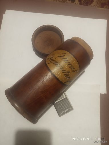 Старинный деревянный,Тубус, футляр, короб. Европа. Точно не знаю что это.
