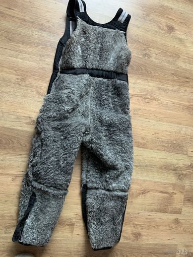 Только со склада НАГОЛЬНЫЙ !!! ,на стриженном мехе овцы романовской породы ,комбенизон советского космонавта и пилота истребительной авиации. р. 48-5 или 50 -3!